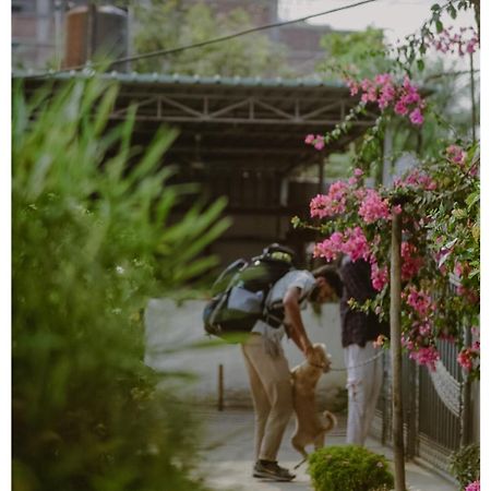 Stargaze Backpackers Hostel Guwahati Buitenkant foto