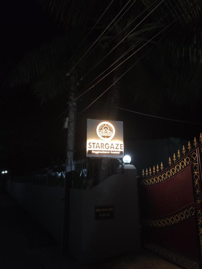 Stargaze Backpackers Hostel Guwahati Buitenkant foto