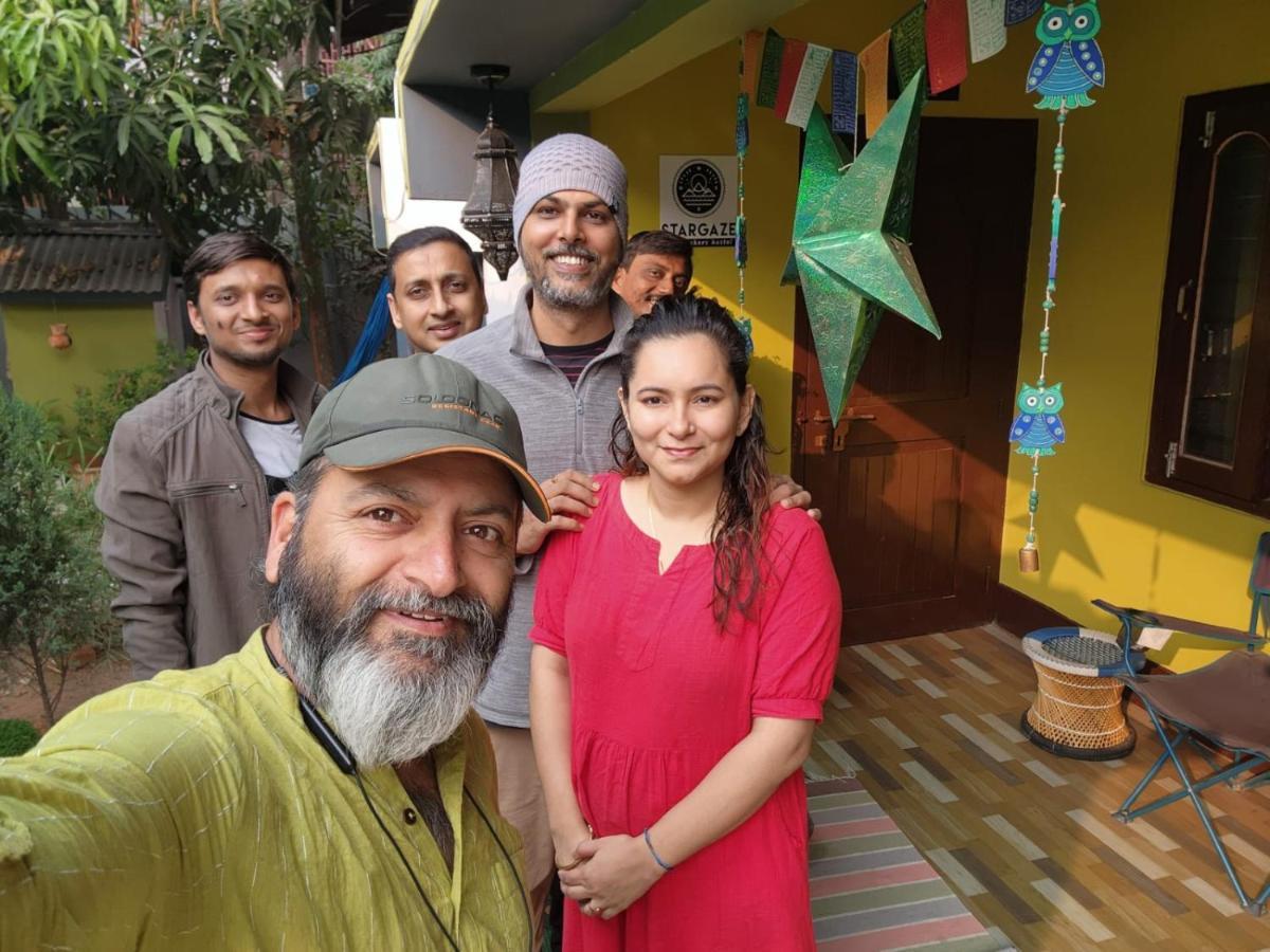 Stargaze Backpackers Hostel Guwahati Buitenkant foto