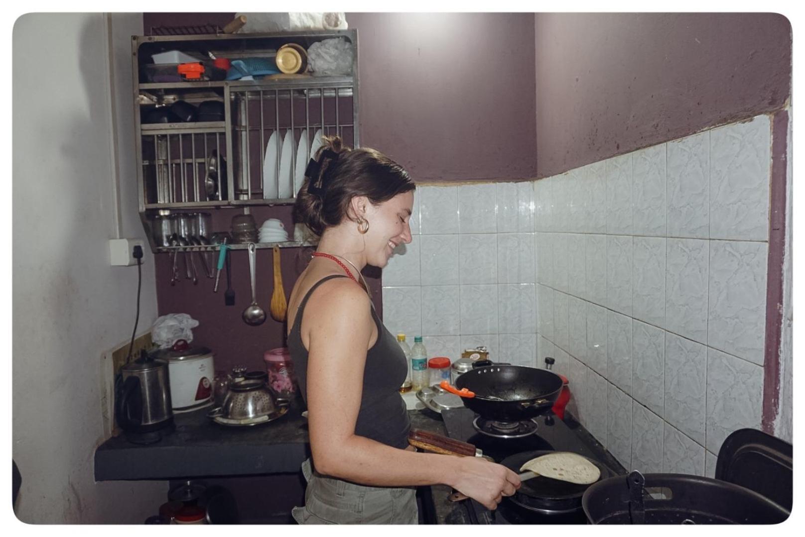 Stargaze Backpackers Hostel Guwahati Buitenkant foto